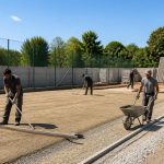 découvrez les meilleures astuces pour réduire le coût de la construction d'un terrain de tennis sans compromettre la qualité et la durabilité.